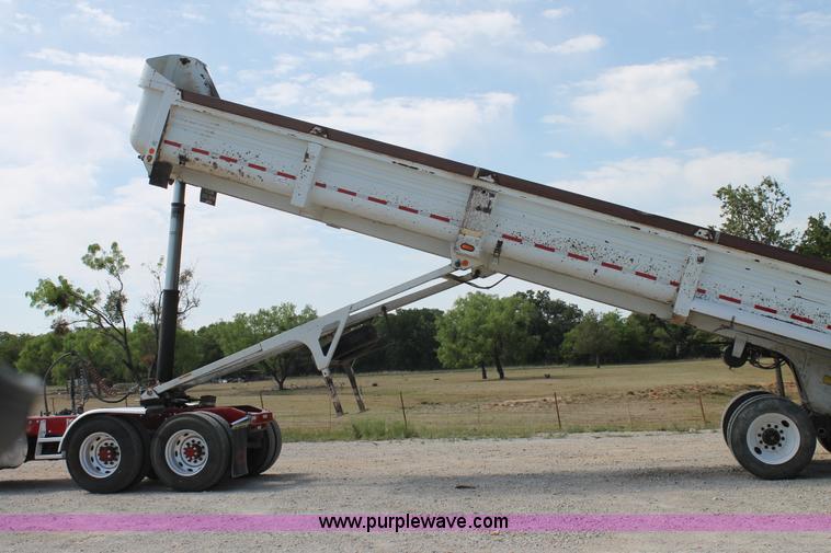 image for item H2995 1999 Clement LW3829-B end dump trailer