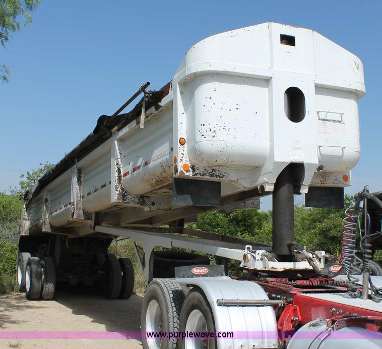 image for item H2995 1999 Clement LW3829-B end dump trailer