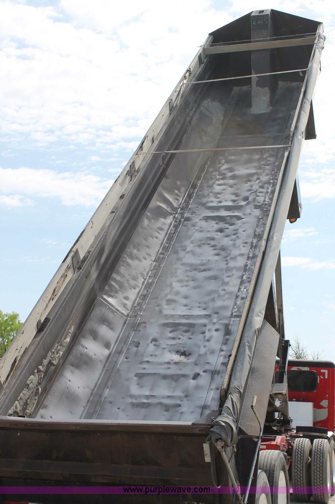 image for item H2996 1995 Lufkin ULDII-38 end dump trailer