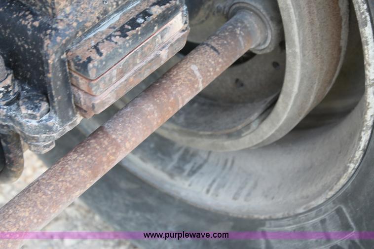 image for item H2996 1995 Lufkin ULDII-38 end dump trailer