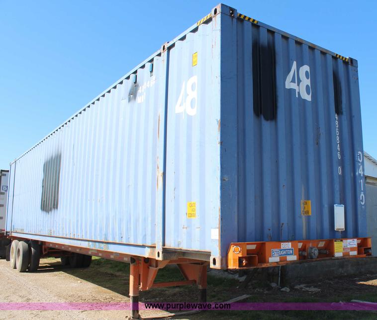image for item H6050 2001 Stoughton container trailer with container