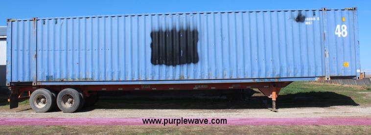 image for item H6050 2001 Stoughton container trailer with container