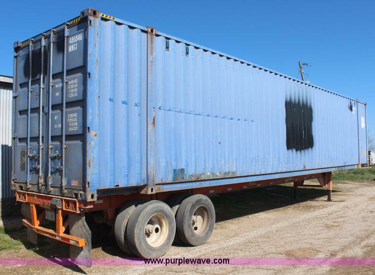 image for item H6050 2001 Stoughton container trailer with container