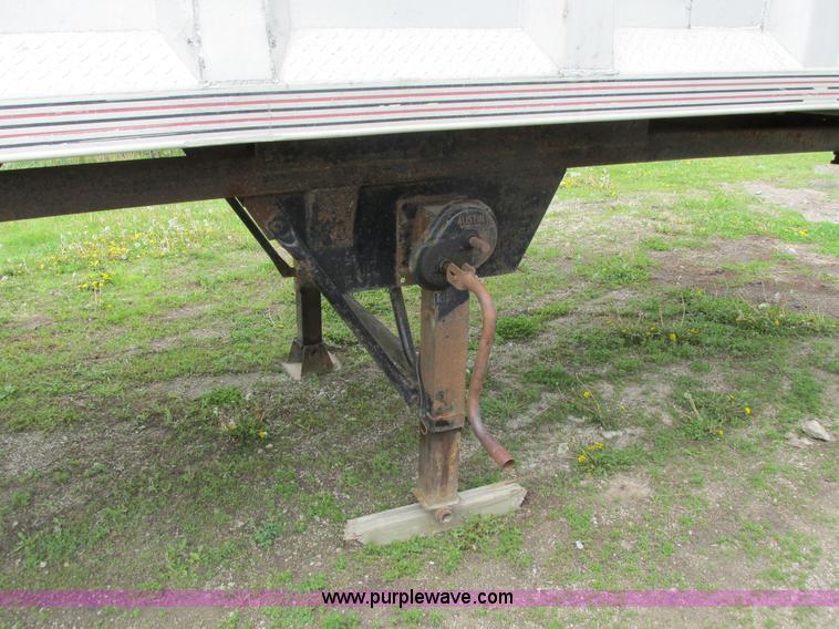 image for item I4178 1991 Trailstar aluminum end dump trailer