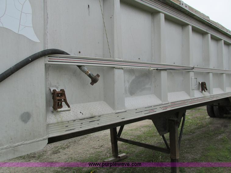 image for item I4178 1991 Trailstar aluminum end dump trailer