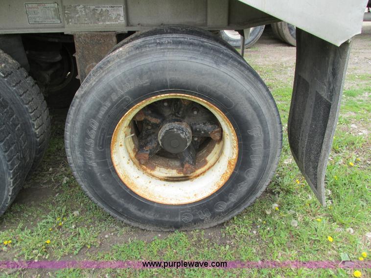 image for item I4178 1991 Trailstar aluminum end dump trailer