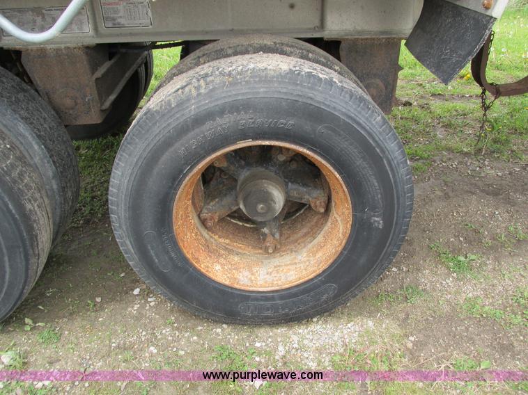 image for item I4178 1991 Trailstar aluminum end dump trailer