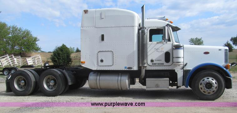 image for item I7016 1998 Peterbilt 379 semi truck