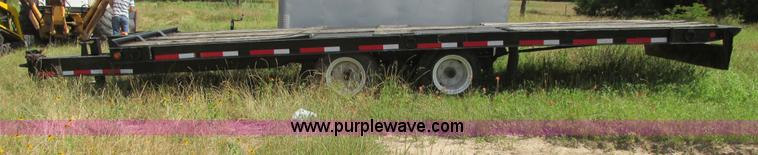image for item I9636 1997 Trail King TKT32 tilt deck flatbed trailer