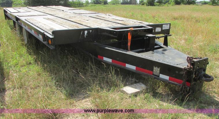 image for item I9636 1997 Trail King TKT32 tilt deck flatbed trailer