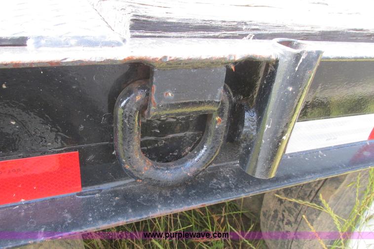 image for item I9636 1997 Trail King TKT32 tilt deck flatbed trailer