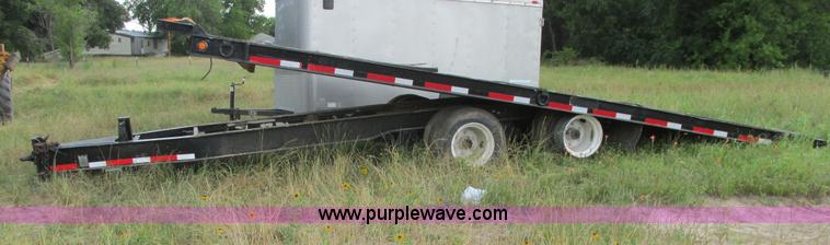 image for item I9636 1997 Trail King TKT32 tilt deck flatbed trailer
