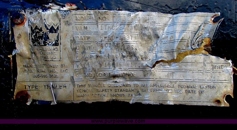 image for item I9636 1997 Trail King TKT32 tilt deck flatbed trailer