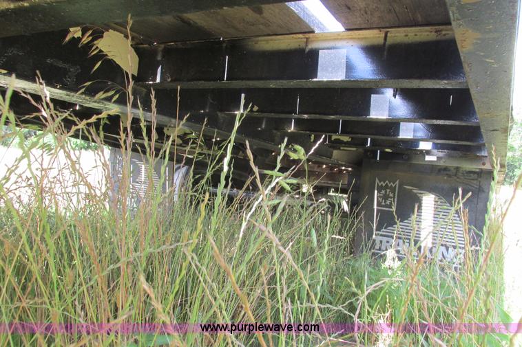 image for item I9636 1997 Trail King TKT32 tilt deck flatbed trailer