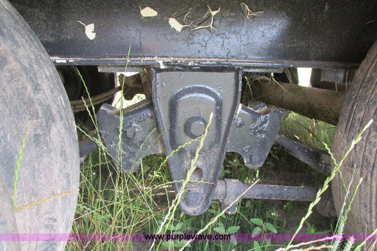 image for item I9636 1997 Trail King TKT32 tilt deck flatbed trailer