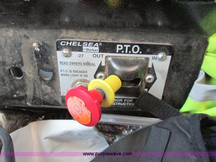 image for item A8723 2007 Freightliner Columbia semi truck