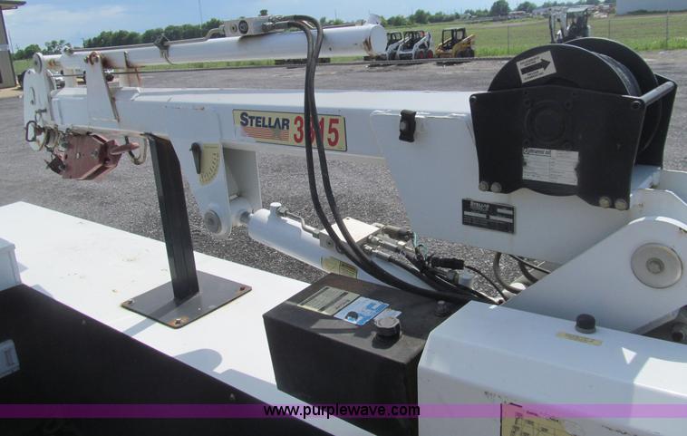 image for item AQ9811 2006 Ford F550 Super Duty XL service truck with crane