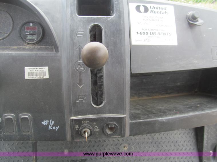 image for item AQ9814 2009 Club Car XRT1550 SE utility vehicle