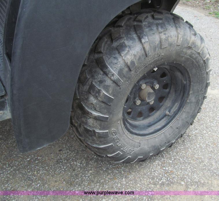 image for item AQ9814 2009 Club Car XRT1550 SE utility vehicle