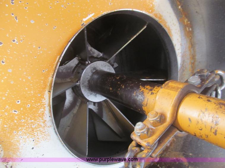 image for item AQ9815 2011 Reinco TM35XKUB straw blower