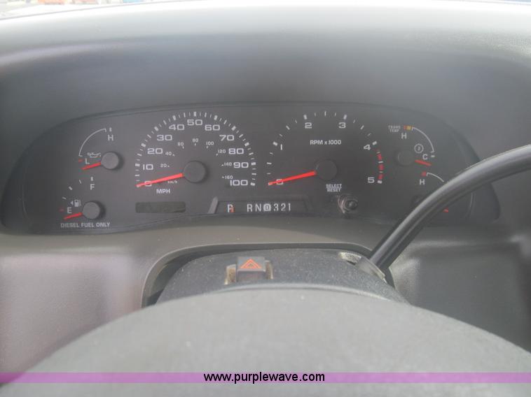 image for item AQ9816 2004 Ford F350 Super Duty XL service truck