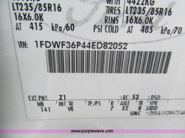 image for item AQ9816 2004 Ford F350 Super Duty XL service truck