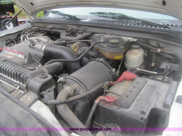 image for item AQ9817 2006 Ford F550 Super Duty XL service truck