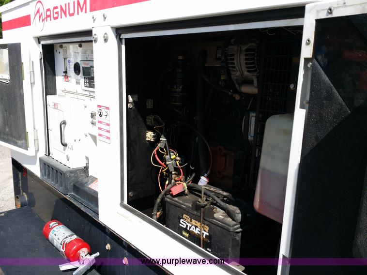 image for item E6002 2006 Magnum Pro MMG55 generator