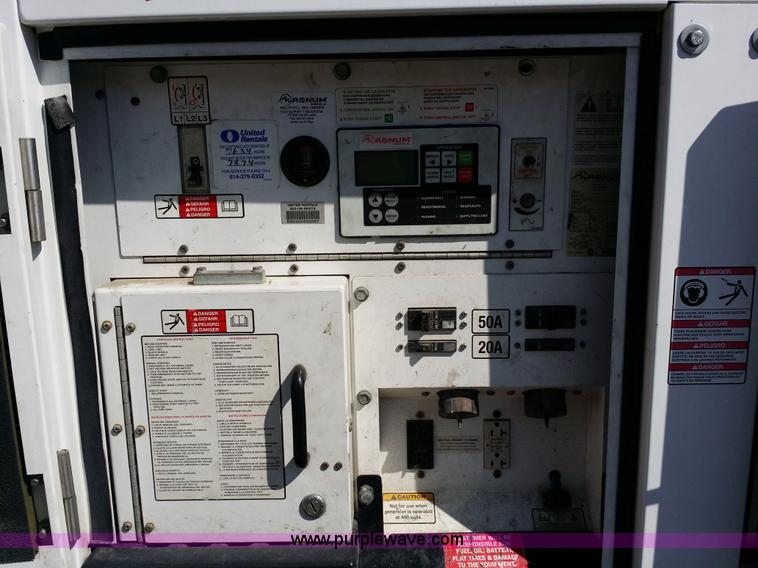 image for item E6002 2006 Magnum Pro MMG55 generator