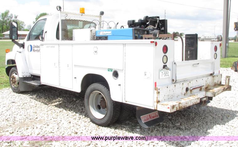 image for item F7403 2006 Chevrolet Kodiak C5500 service truck