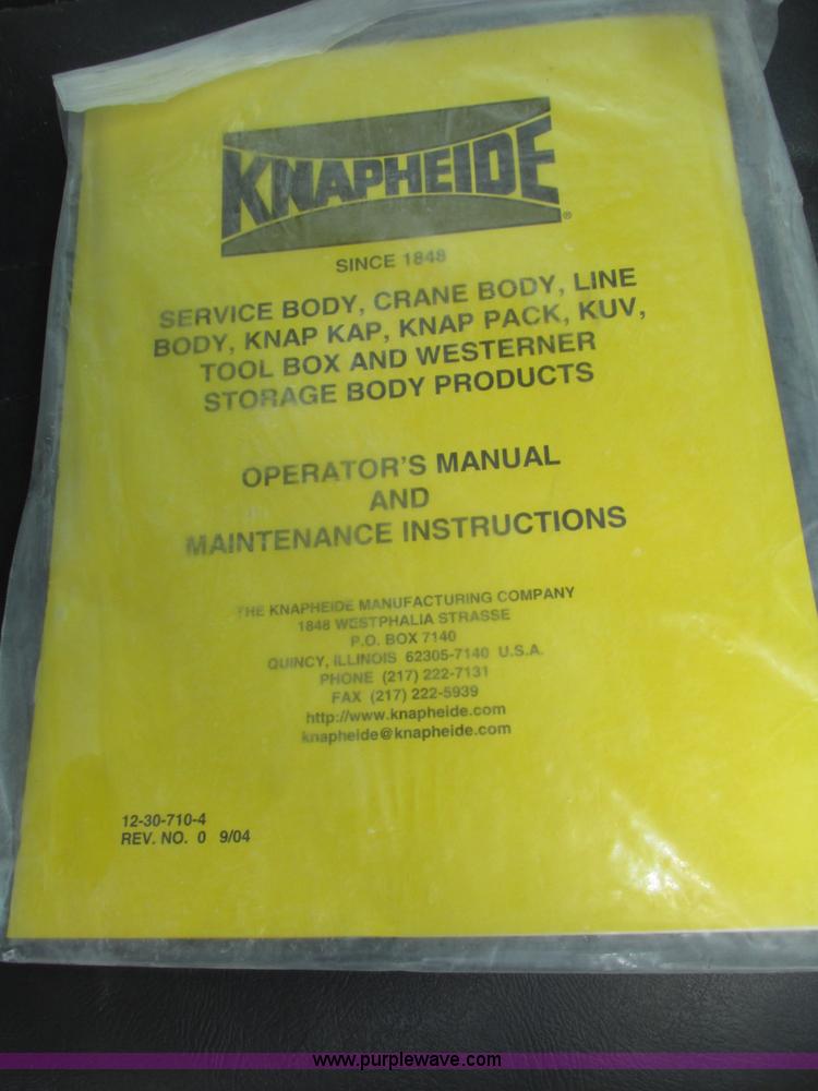 image for item F7403 2006 Chevrolet Kodiak C5500 service truck