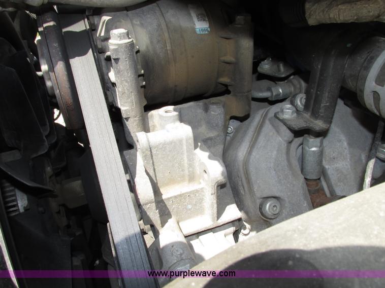 image for item F7403 2006 Chevrolet Kodiak C5500 service truck