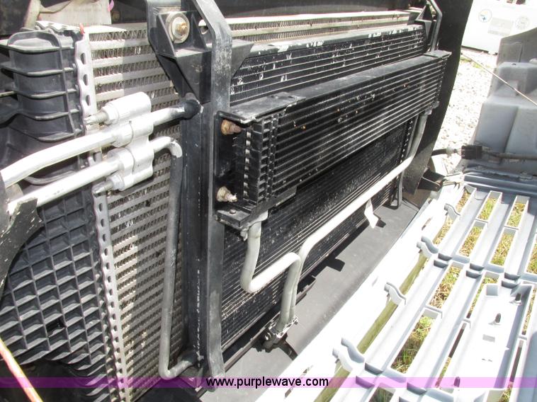 image for item F7403 2006 Chevrolet Kodiak C5500 service truck