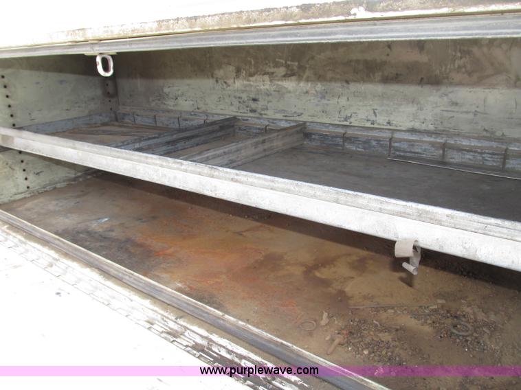 image for item F7403 2006 Chevrolet Kodiak C5500 service truck