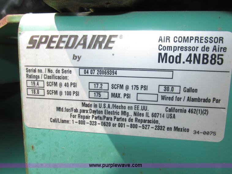 image for item F7403 2006 Chevrolet Kodiak C5500 service truck