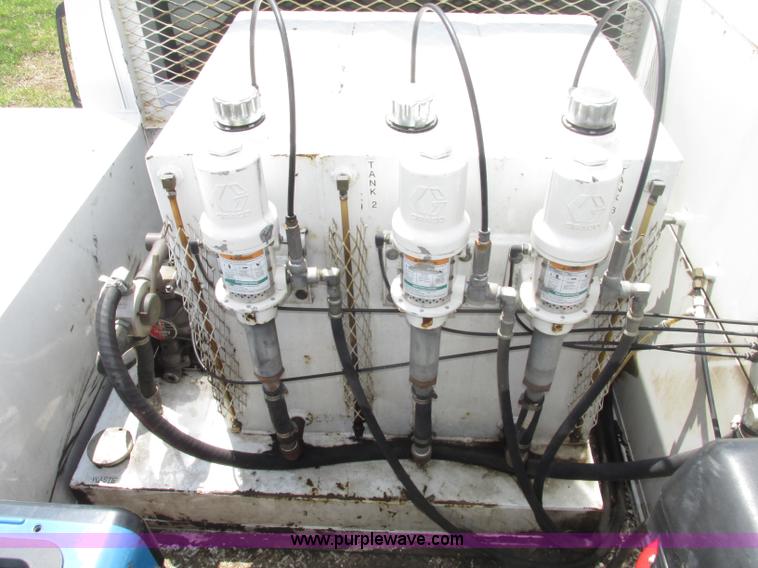 image for item F7403 2006 Chevrolet Kodiak C5500 service truck