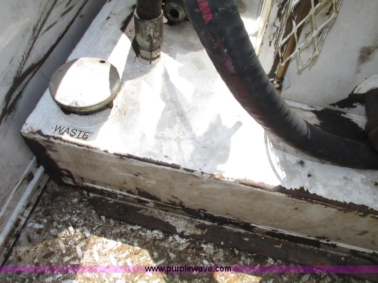 image for item F7403 2006 Chevrolet Kodiak C5500 service truck