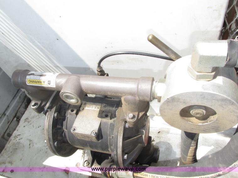 image for item F7403 2006 Chevrolet Kodiak C5500 service truck