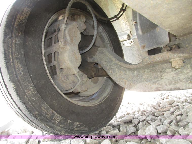 image for item F7403 2006 Chevrolet Kodiak C5500 service truck