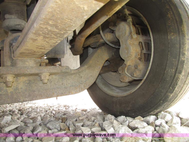 image for item F7403 2006 Chevrolet Kodiak C5500 service truck