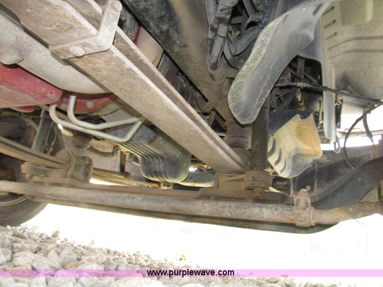 image for item F7403 2006 Chevrolet Kodiak C5500 service truck