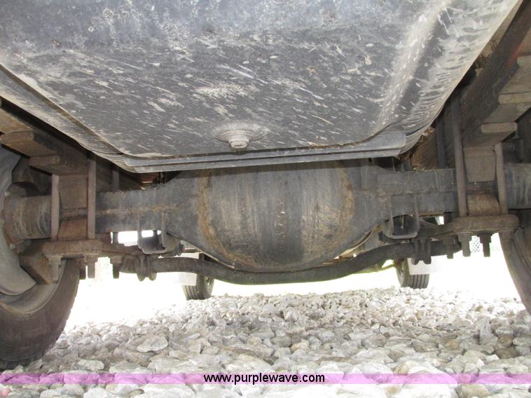 image for item F7403 2006 Chevrolet Kodiak C5500 service truck