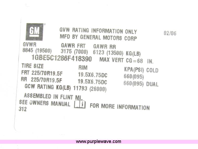 image for item F7403 2006 Chevrolet Kodiak C5500 service truck