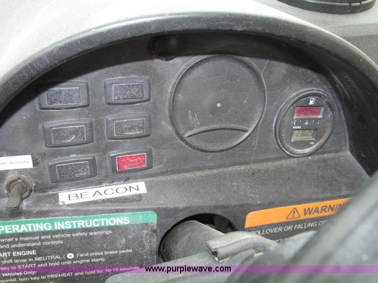 image for item F7404 2008 Club Car XRT 1550G utility vehicle