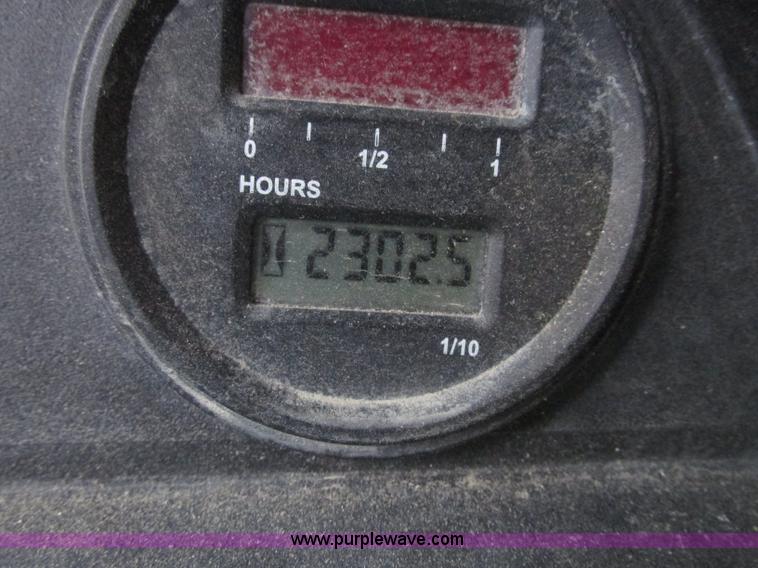 image for item F7404 2008 Club Car XRT 1550G utility vehicle