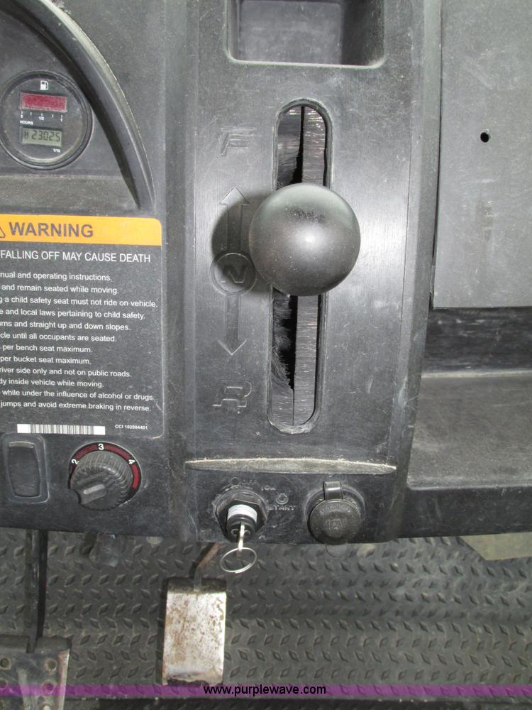 image for item F7404 2008 Club Car XRT 1550G utility vehicle