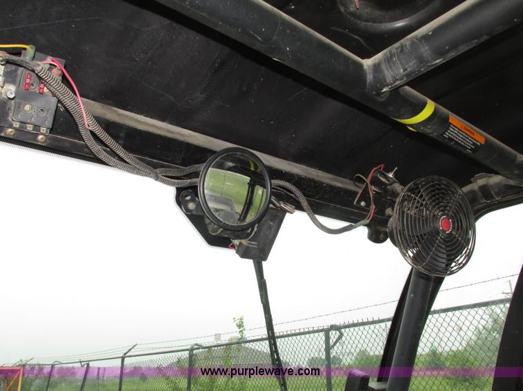 image for item F7404 2008 Club Car XRT 1550G utility vehicle