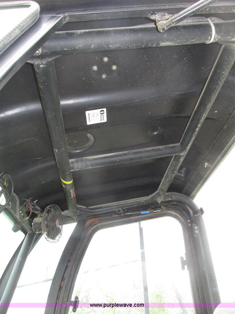 image for item F7404 2008 Club Car XRT 1550G utility vehicle