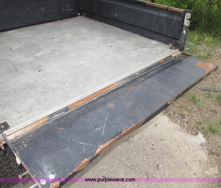 image for item F7404 2008 Club Car XRT 1550G utility vehicle