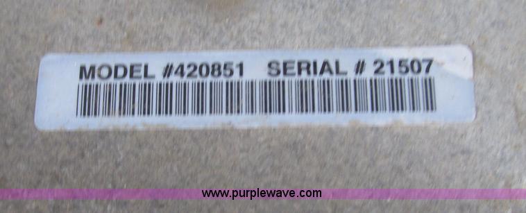 image for item F7404 2008 Club Car XRT 1550G utility vehicle